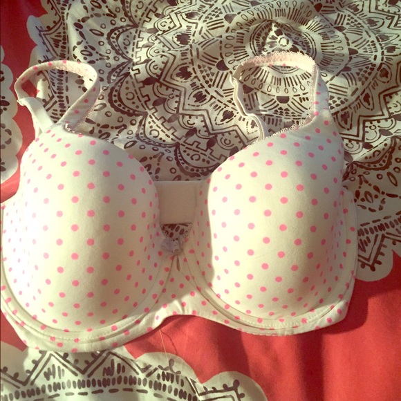 Pock dot Victoria's Secret bra 32DDD