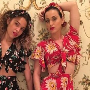 🎉SOLD🎉Trashy Diva Red Waterlilies Mai Tai Top