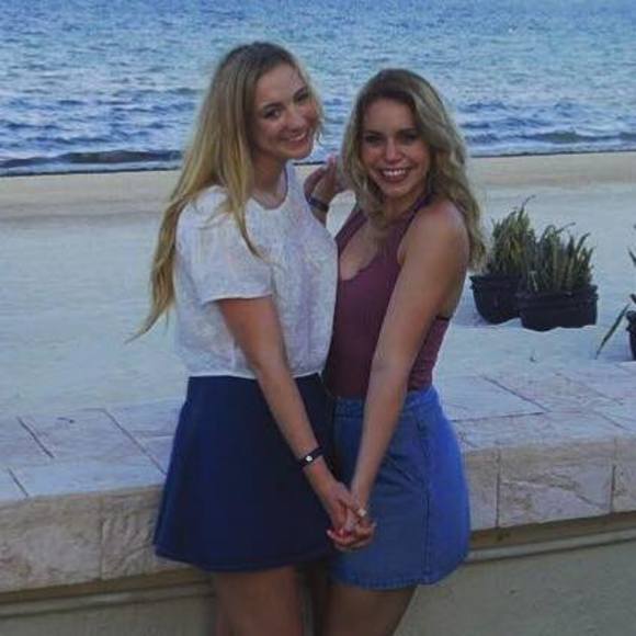 Meet your Posher, Karli - Picture 1 of 1