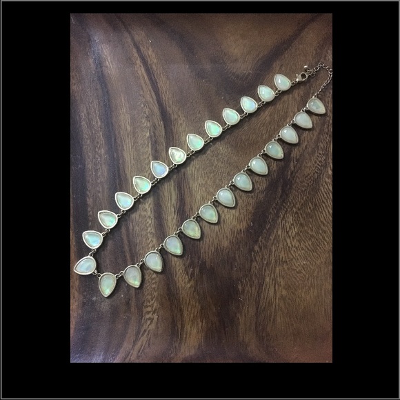 🔷 Final Price 🔷 Teardrop Pinkish Necklace