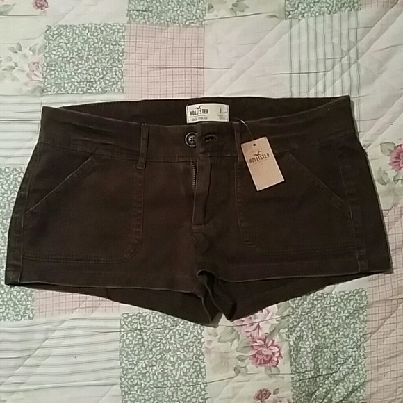 NWT!! Brown Hollister shorts