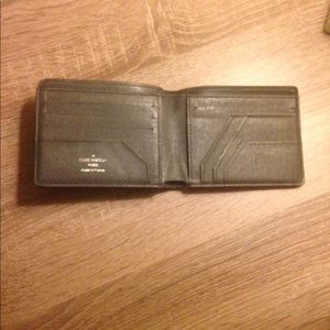 Louis Vuitton Accessories - Authentic LV Wallet Louis Vuitton Accessories - Authentic LV Wallet