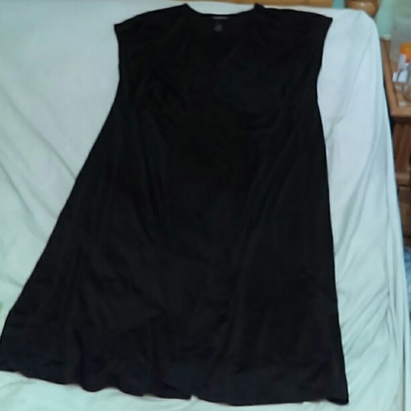 39" from top of dress to the bottom in the back.