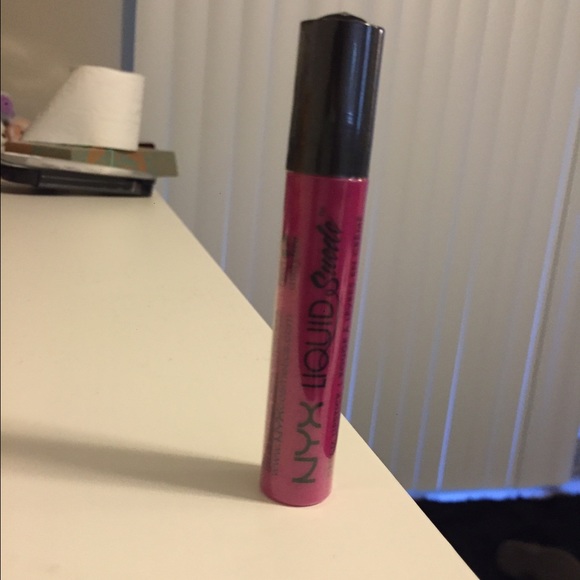 Nyx liquid suede
