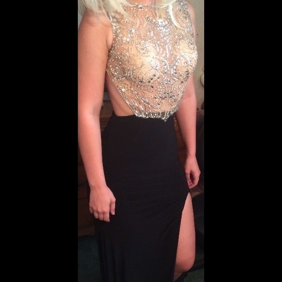 Prom dress - Picture 3 of 3