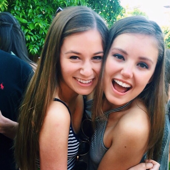 Meet your Posher, Sabrina - Picture 2 of 4