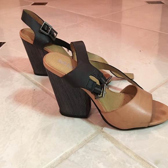 MIA Sandal Heels From Saks - Picture 1 of 3