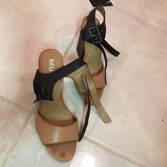 MIA Sandal Heels From Saks - Picture 2 of 3
