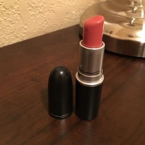 MAC Cremesheen Shanghai Spice Lipstick