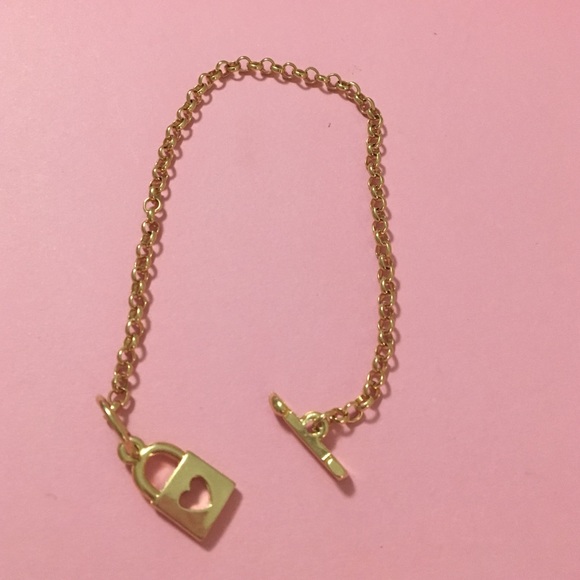 Lock and arrow bracelet