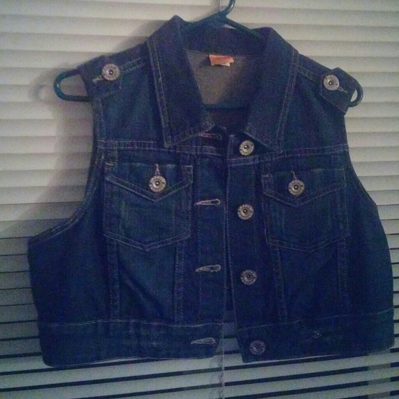 Jean Vest