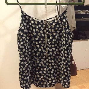 Super Cute floral top.