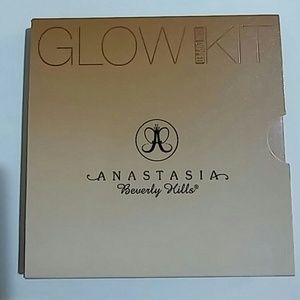 Anastasia Sun Dipped