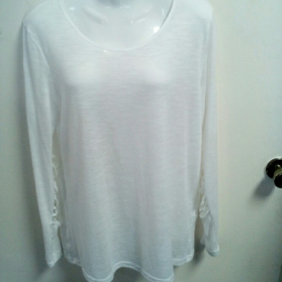 MINKPINK White Cut Out Pattern Long sleeve