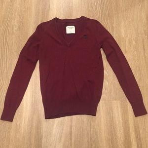 Abercrombie & Fitch burgundy sweater size XS
