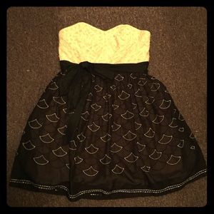 Anthropologie Ivory and Black Strapless Dress