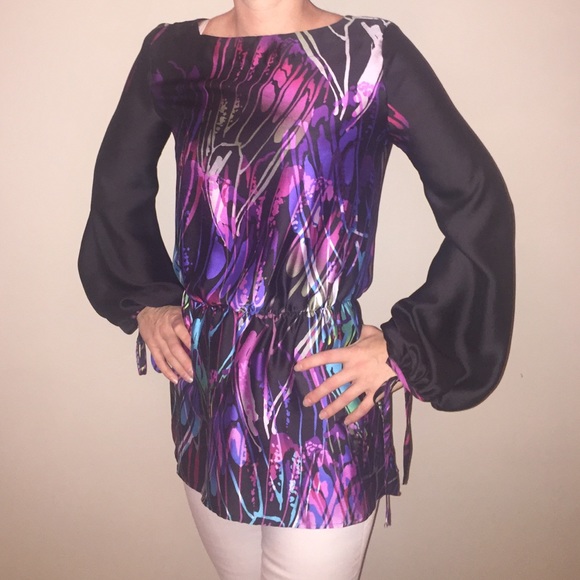 Bisou Bisou colorful top 🌺