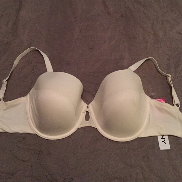 DKNY "T-shirt Bra"
