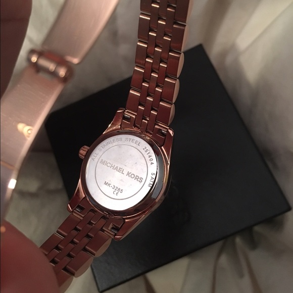 Michael Kors Lexington Watch MK3285 - Picture 3 of 4