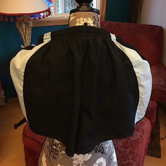 New Balance Running shorts 💸BUNDLE & SAVE💸