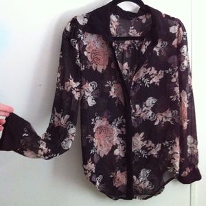 Sheer Skull&Roses Button-up