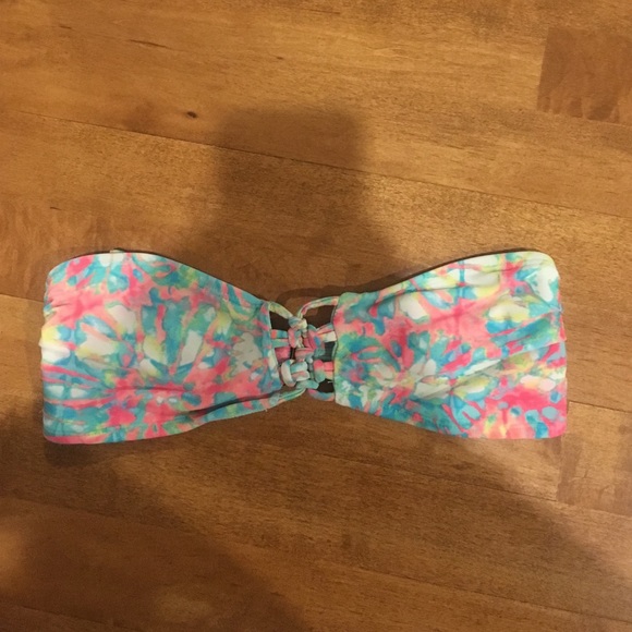 Colorful strapless bikini