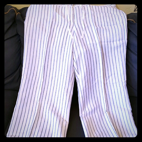 Lane Bryant White linen pinstripe paints