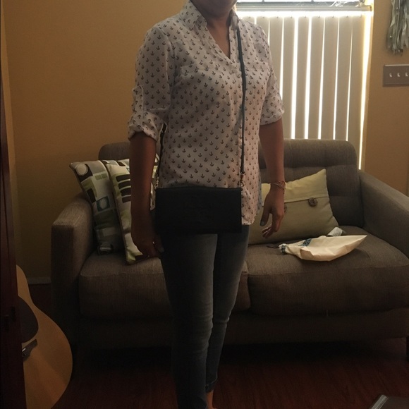 ✨SALE✨Tory Burch cross body bag