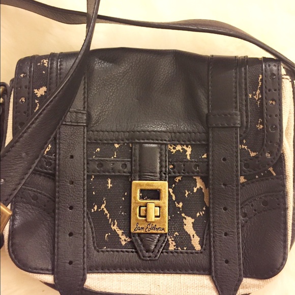 Sam Edelman Handbags - Sam Edelman Cheetah Printed Crossbody Bag