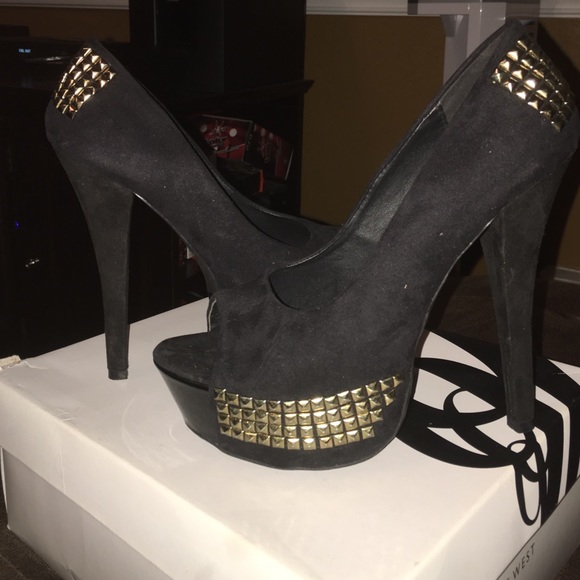 Embellished with gold heels