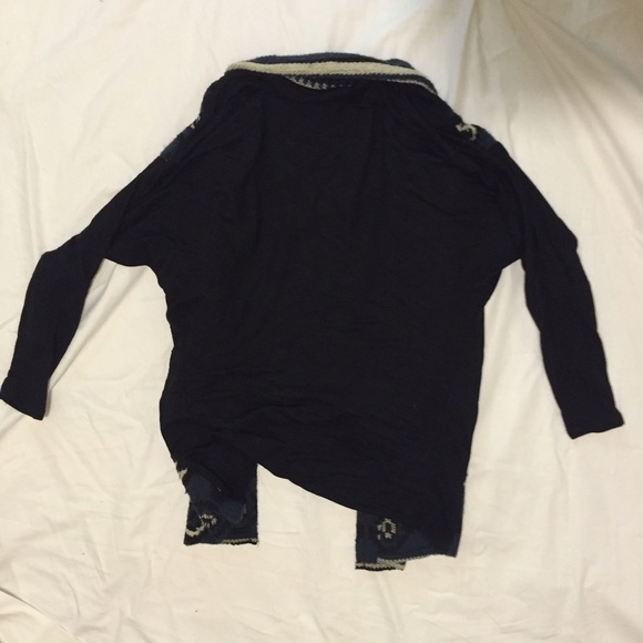 Aztec cardigan - Picture 2 of 2