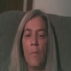 Meet your Posher, Laurie