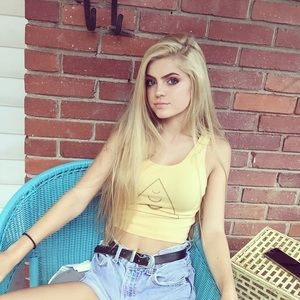 Meet your Posher, Anna