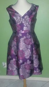 Adrianna Papell, Beautiful dress of roses