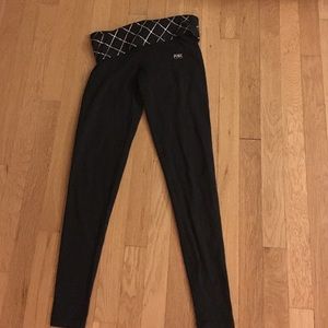 Black skinny yoga pants with sequence waist