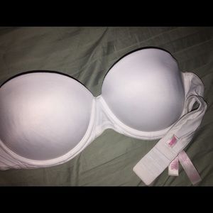 32C strapless bra