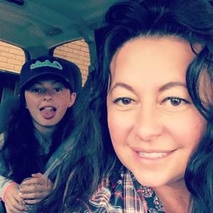 Meet your Posher, Angela