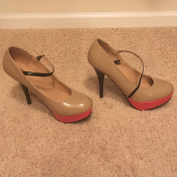 Barely worn platforms - Picture 4 of 4