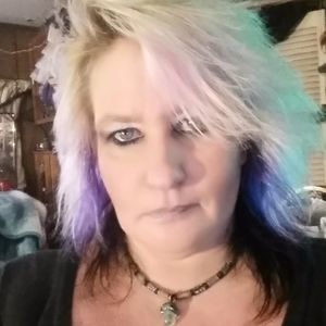 Meet your Posher, Bobbi