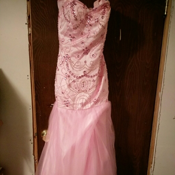 Prom dress - Picture 1 of 1