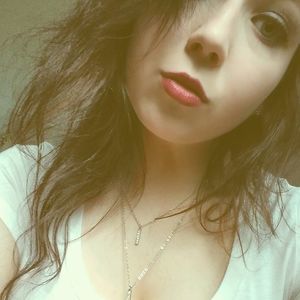 Meet your Posher, Adalie