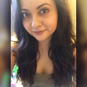 Meet your Posher, Daniela