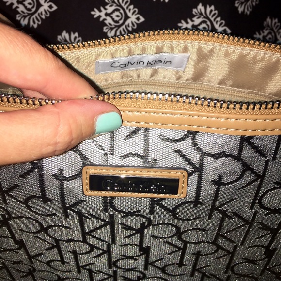 🚫🚨SOLD ON MERC🚫🚨 - Picture 3 of 4