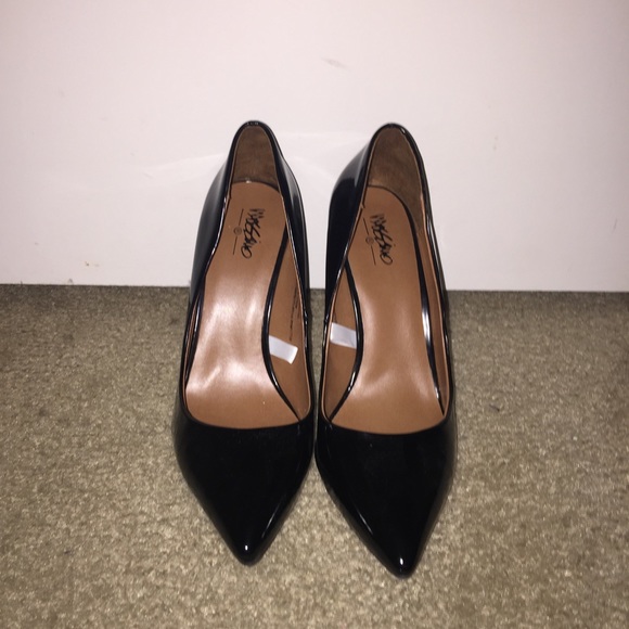 black patent pointed heels