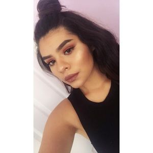 Meet your Posher, Zulymar