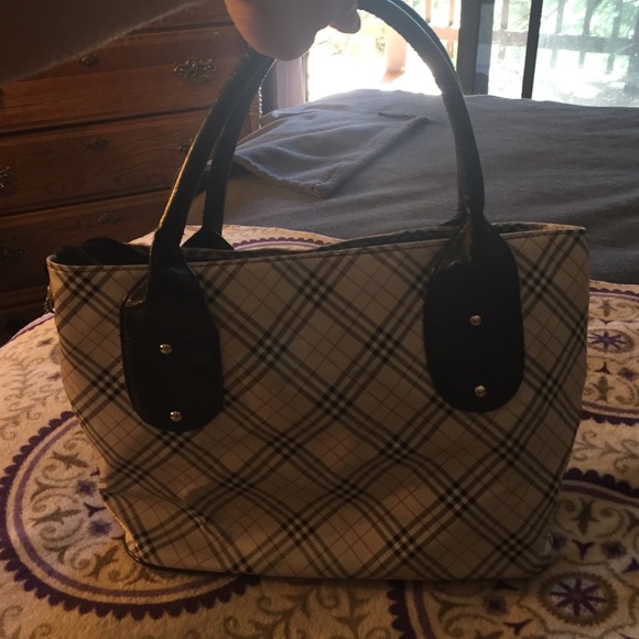 Handbag - Picture 3 of 4