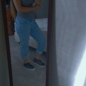 Meet your Posher, Alma