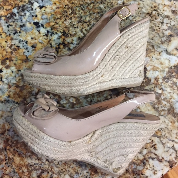 Steve Madden patent blush nude peep toe wedge 8 - Picture 2 of 4
