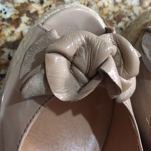Steve Madden patent blush nude peep toe wedge 8 - Picture 3 of 4
