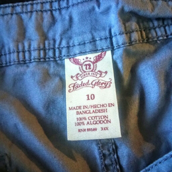 Capri Pants - Picture 2 of 2